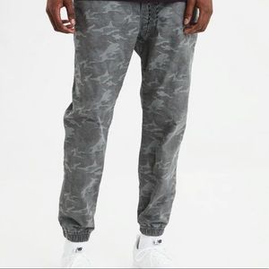 American Eagle camo joggers